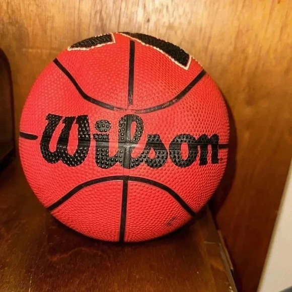 Michael Jordan 23 Wilson Athletic Sports Basketball #23 VINTAGE Air Jordan NBA - Picture 3 of 5